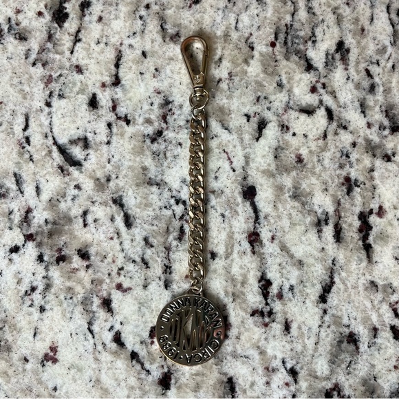 Donna Karan Gold Keychain - Picture 4 of 5